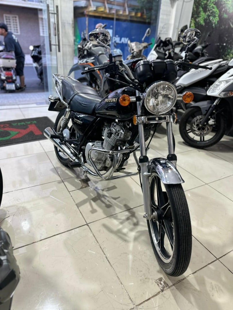 Motos - Suzuki GN 125 2023 Nafta 10700Km - En Venta