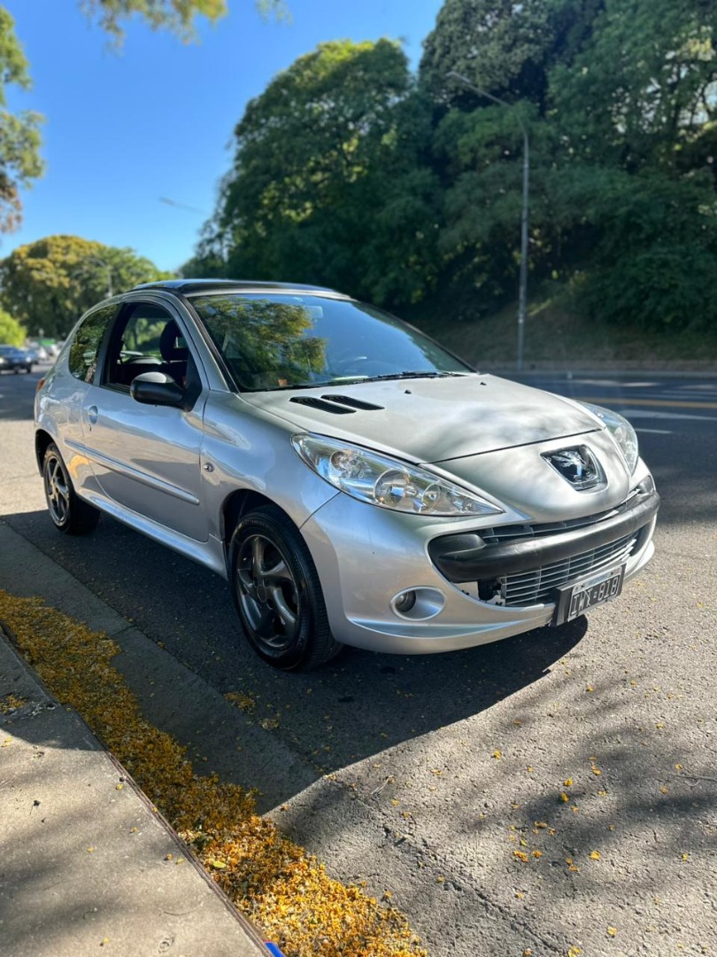 Autos - Peugeot 207 QUICKSILVER 2010 Nafta 142000Km - En Venta