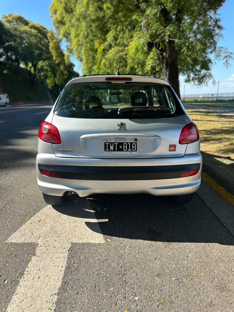 Autos - Peugeot 207 QUICKSILVER 2010 Nafta 142000Km - En Venta