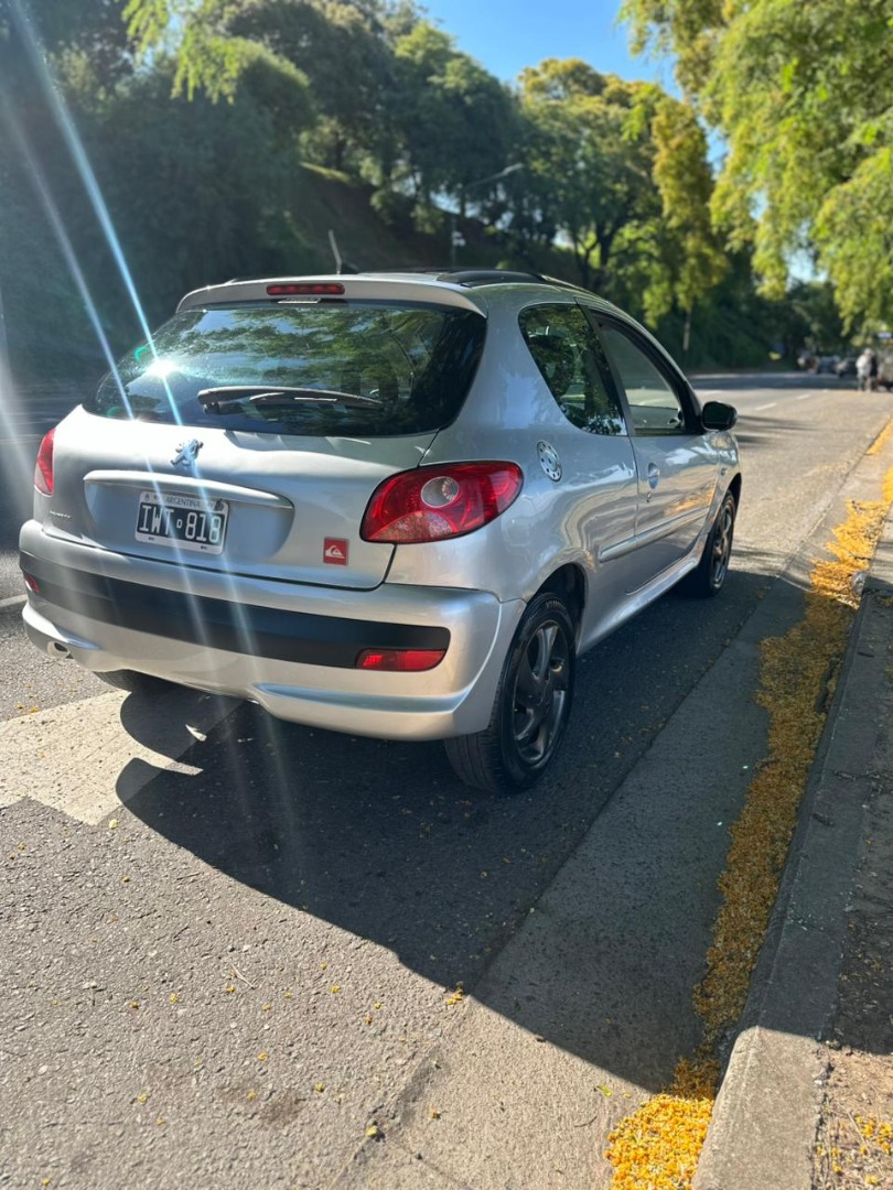 Autos - Peugeot 207 QUICKSILVER 2010 Nafta 142000Km - En Venta
