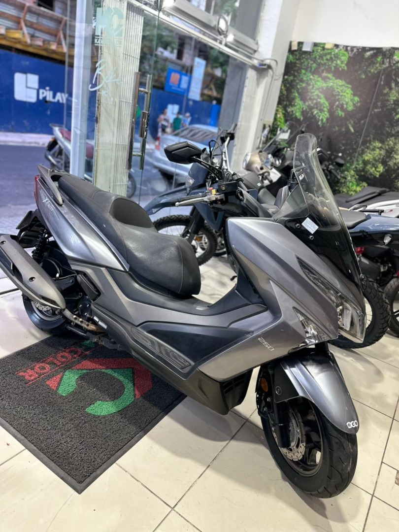 Motos - Kymco x town 250 2021 Nafta 17000Km - En Venta