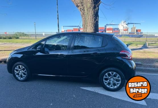 Autos - Peugeot 208 ALLURE AUTOMATICO 2016 Nafta 82000Km - En Venta