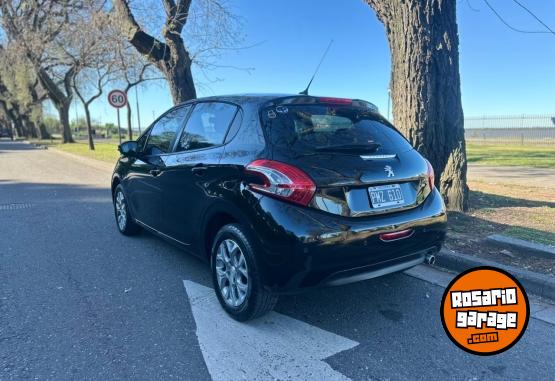 Autos - Peugeot 208 ALLURE AUTOMATICO 2016 Nafta 82000Km - En Venta