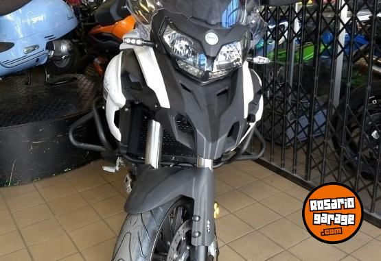 Motos - Benelli TRK 502 2025 Nafta 0Km - En Venta