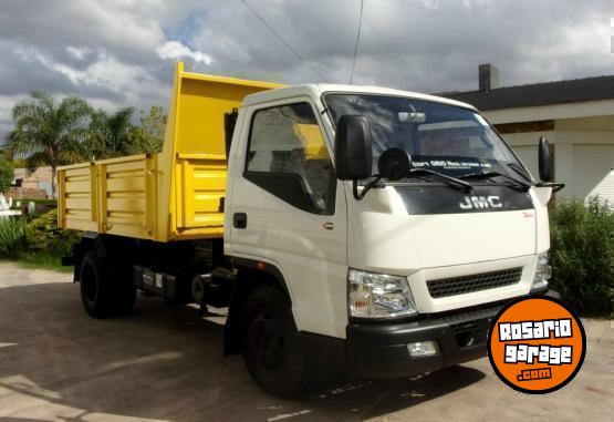 Camiones y Grúas - JMC N 900 Motor JMC ISUZU 115 hp, con CAJA VOLCADORA para 4 Ton., 0km my18. Financia Santander Rio. Acércate a ORIO HNOS, SAN GENARO, CONCESIONARIO OFICIAL DFM, JMC Camiones. - En Venta
