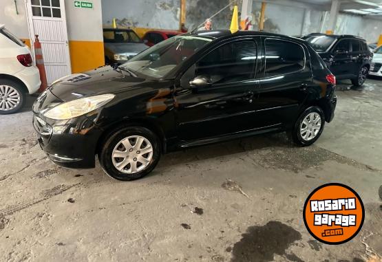 Autos - Peugeot 207 COMPACT XR 2013 Nafta 140000Km - En Venta