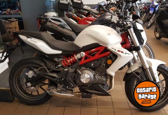 Motos - Benelli TNT 300 2025 Nafta 0Km - En Venta