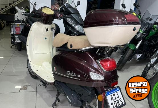 Motos - Motomel STRATO EURO  150 2021 Nafta 16000Km - En Venta