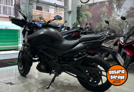Motos - Bajaj ROUSER 400 DOMINAR 2023 Nafta 23281Km - En Venta