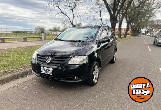 Autos - Volkswagen SURAN HIGHLINE 2009 Nafta 181000Km - En Venta