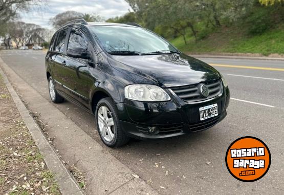 Autos - Volkswagen SURAN HIGHLINE 2009 Nafta 181000Km - En Venta