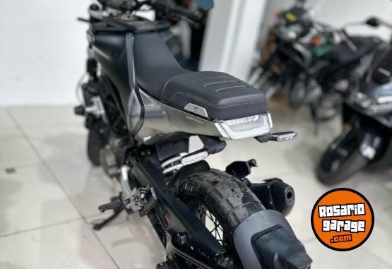 Motos - Husqvarna svartpilen 401 2021 Nafta 15000Km - En Venta