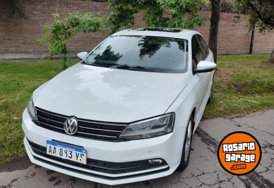 Autos - Volkswagen VENTO HIGHLINE DSG 2017 Nafta 179000Km - En Venta