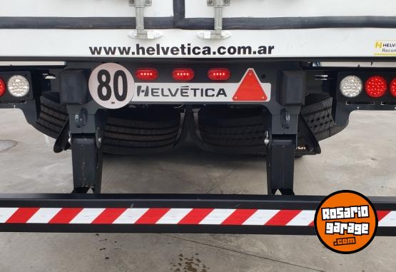 Camiones y Gras - Semirremolque Helvtica Sider - En Venta