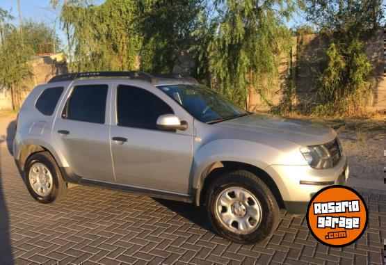 Autos - Renault Duster 2017 GNC 103000Km - En Venta