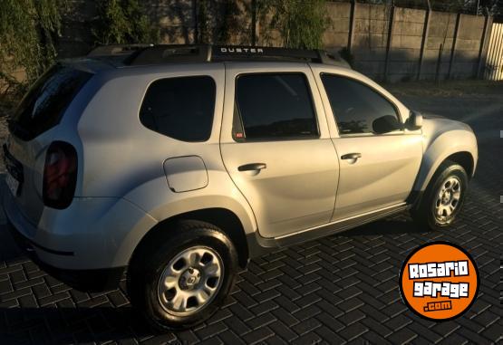 Autos - Renault Duster 2017 GNC 103000Km - En Venta