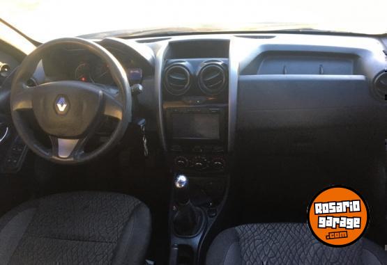 Autos - Renault Duster 2017 GNC 103000Km - En Venta