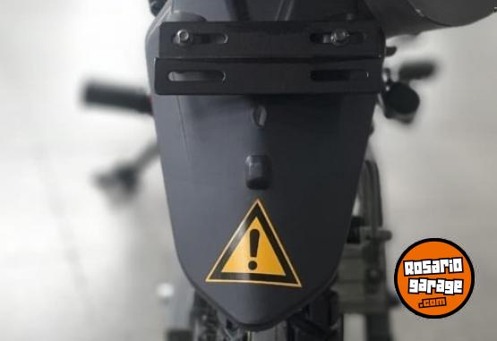 Motos - Zanella ZR 200 OHC 2025 Nafta 0Km - En Venta