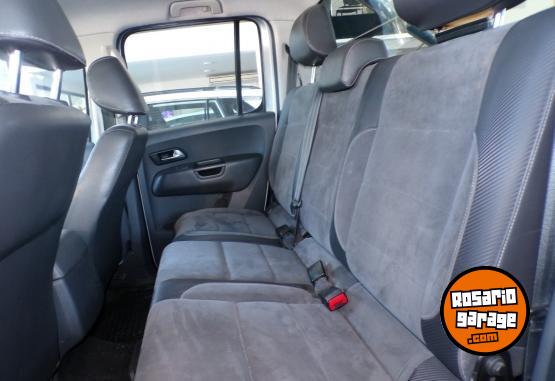 Camionetas - Volkswagen amarok highline pack 4x4 2015 Diesel - En Venta