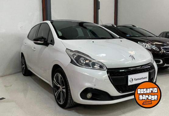 Autos - Peugeot 208 GT 2019 Nafta 110000Km - En Venta