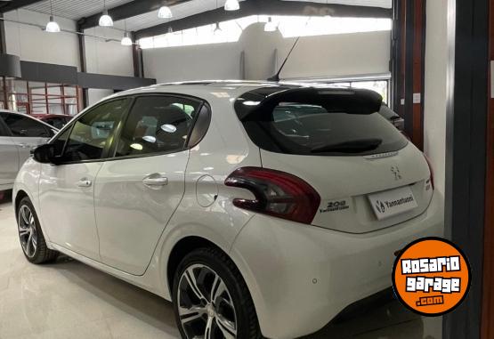 Autos - Peugeot 208 GT 2019 Nafta 110000Km - En Venta