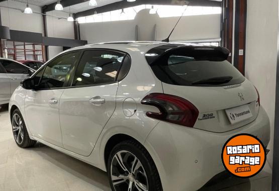 Autos - Peugeot 208 GT 2019 Nafta 110000Km - En Venta
