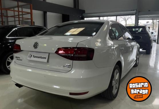 Autos - Volkswagen VENTO 1.4T 2017 Nafta 75000Km - En Venta