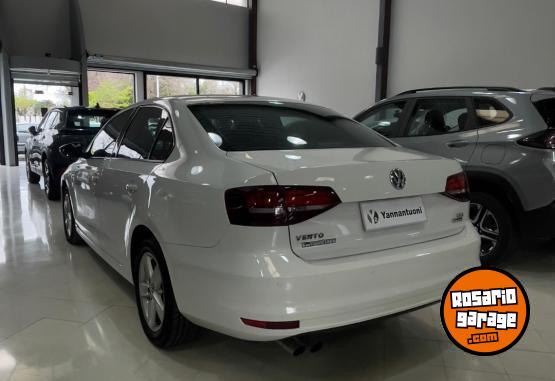 Autos - Volkswagen VENTO 1.4T 2017 Nafta 75000Km - En Venta