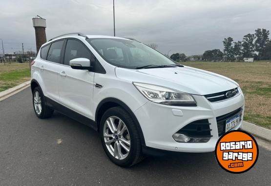 Autos - Ford KUGA 2016 Nafta 140000Km - En Venta