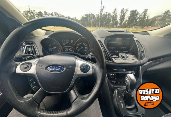 Autos - Ford KUGA 2016 Nafta 140000Km - En Venta