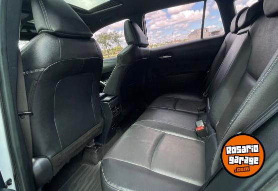 Autos - Toyota COROLLA CROSS SEG 2021 Nafta 79000Km - En Venta