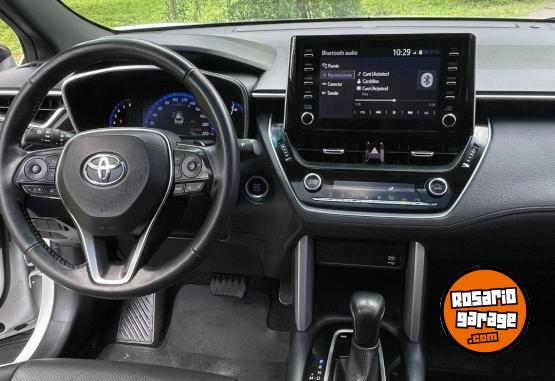 Autos - Toyota COROLLA CROSS SEG 2021 Nafta 79000Km - En Venta