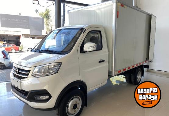 Camiones y Grúas - KYC MAMUT X3 BOX 2023 0KM - En Venta