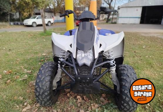 Cuatris y UTVs - Polaris Trail blazer automático 2014 GNC 4500Km - En Venta