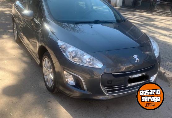Autos - Peugeot 308 Allure con Navegador 2015 Nafta 135000Km - En Venta
