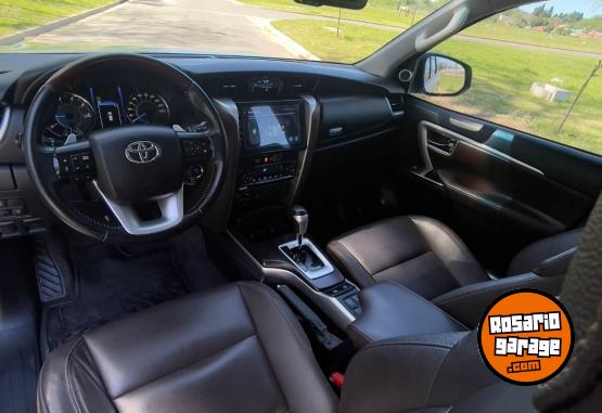 Camionetas - Toyota SW4 SRX AT 2020 Diesel 118000Km - En Venta