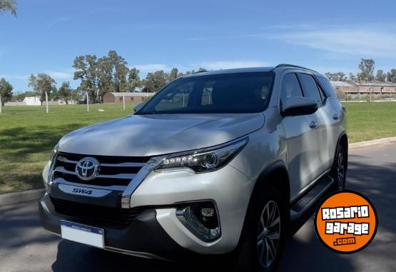 Camionetas - Toyota SW4 SRX AT 2020 Diesel 118000Km - En Venta