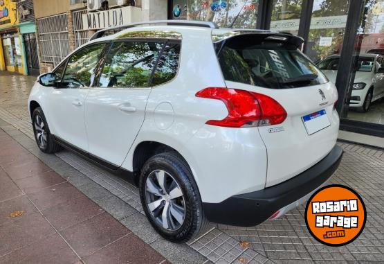 Autos - Peugeot 2008 feline 2016 Nafta 86000Km - En Venta