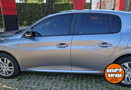 Autos - Peugeot 208 ALLURE 2024 Nafta 28000Km - En Venta