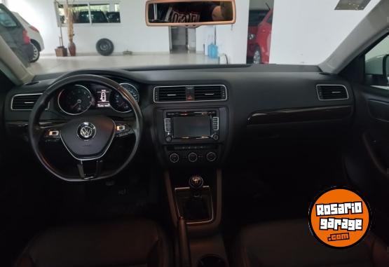 Autos - Volkswagen Vento luxury 2.5 2016 Nafta 162000Km - En Venta