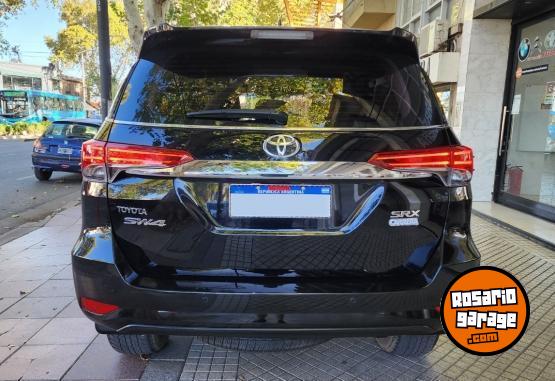 Camionetas - Toyota SW4 2018 Diesel 71000Km - En Venta