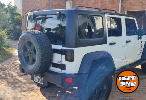 Camionetas - Jeep Wrangler unlimited sport 2013 Nafta 190000Km - En Venta