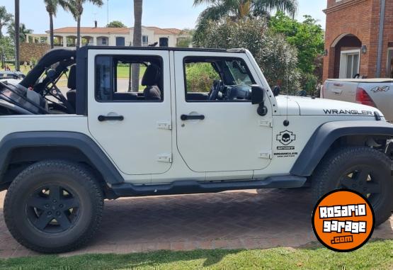 Camionetas - Jeep Wrangler unlimited sport 2013 Nafta 190000Km - En Venta