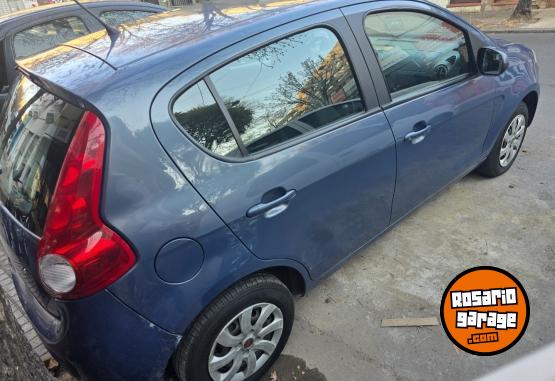 Autos - Fiat Palio atractive 5 ptas 2015 Nafta 113000Km - En Venta