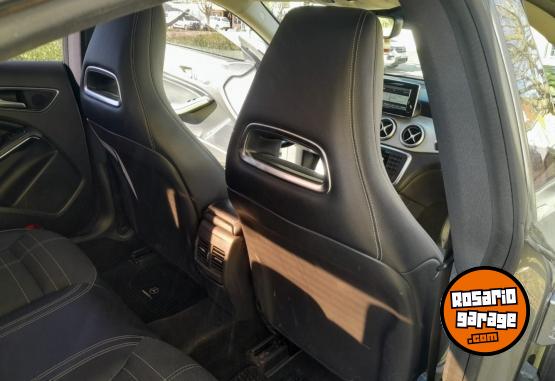 Autos - Mercedes Benz Cla 200 Urban 2013 Nafta 159000Km - En Venta