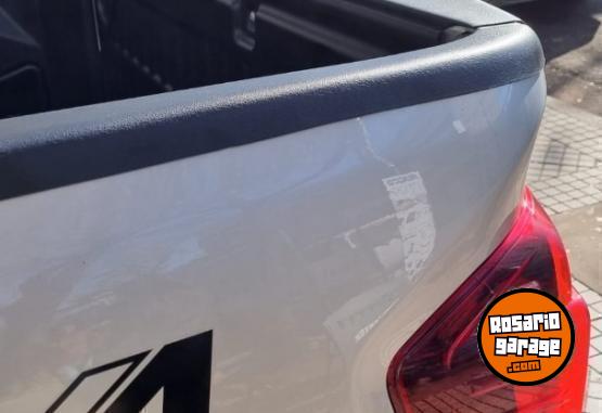 Accesorios para Autos - LOMOS LATERALES PARA CAMIONETA FRONTIER 2022 2023 - En Venta