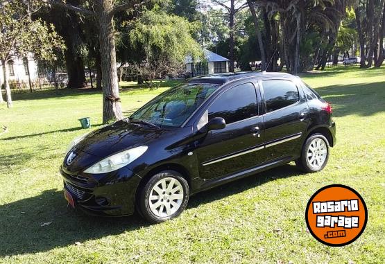 Autos - Peugeot 207 2011 Diesel 96000Km - En Venta