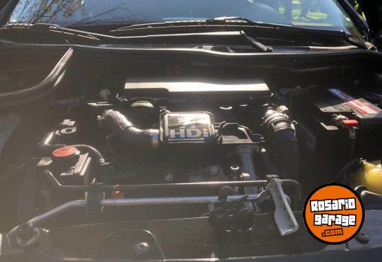 Autos - Peugeot 207 2011 Diesel 96000Km - En Venta