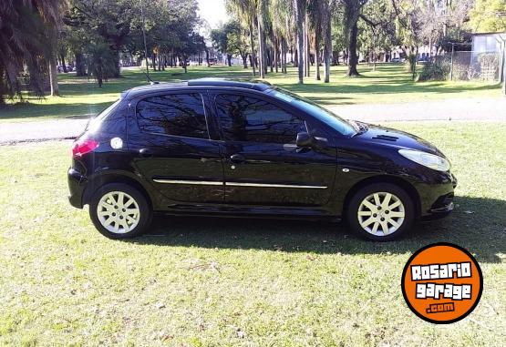 Autos - Peugeot 207 2011 Diesel 96000Km - En Venta