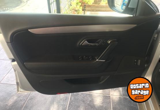 Autos - Volkswagen Passat CC 2011 Nafta 250000Km - En Venta